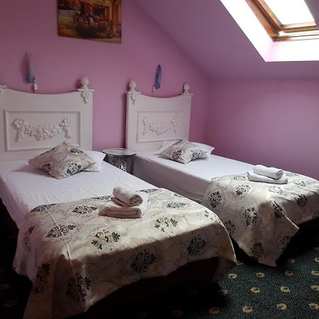 Hotel Darosy Arad Eksteriør bilde