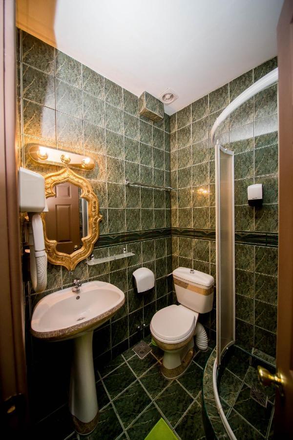 Hotel Darosy Arad Eksteriør bilde