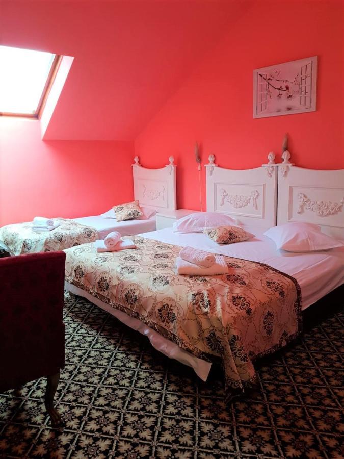 Hotel Darosy Arad Eksteriør bilde