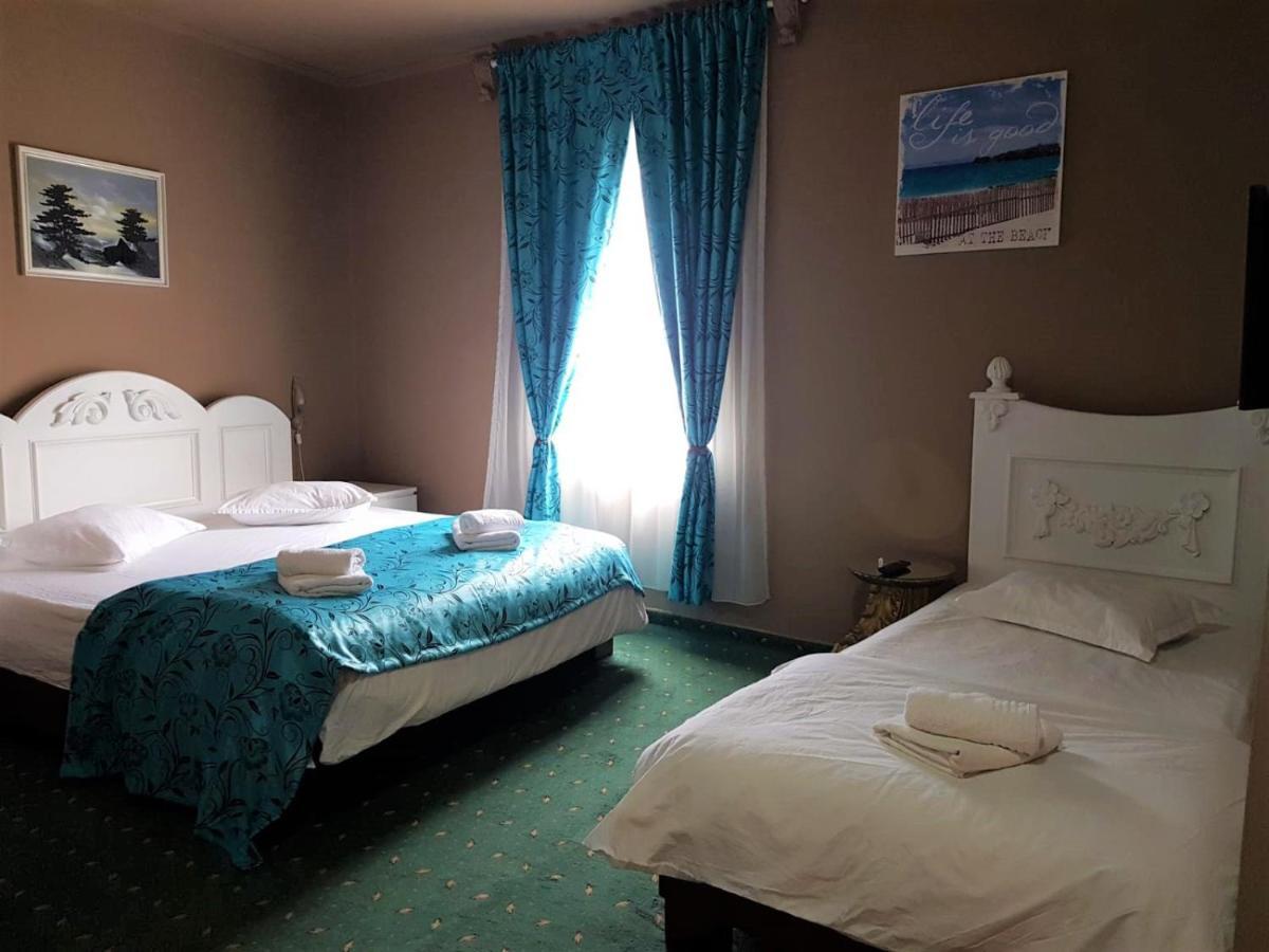 Hotel Darosy Arad Eksteriør bilde